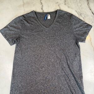 Divided H&M Gray Short Sleeve Shirt Womens Size Small V neck